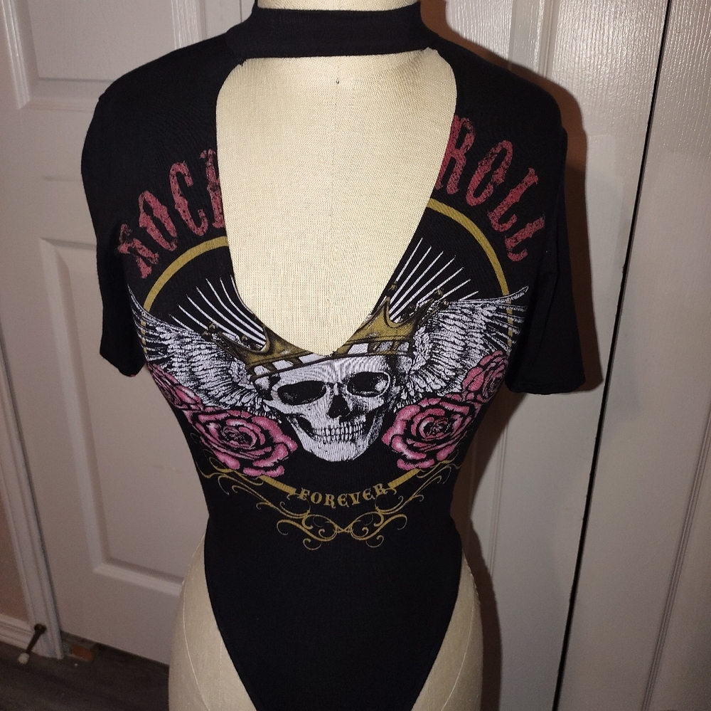 Fashion Nova Black Skull and Roses Bodysuit